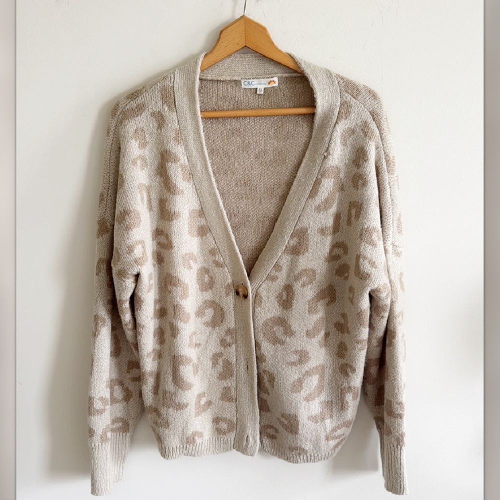 C & C  California Womens Oversized Cardigan Brown Leopard Button Neutral size XL